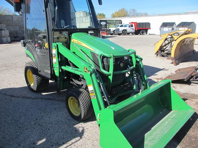 Image of John Deere 1025R equipment image 1