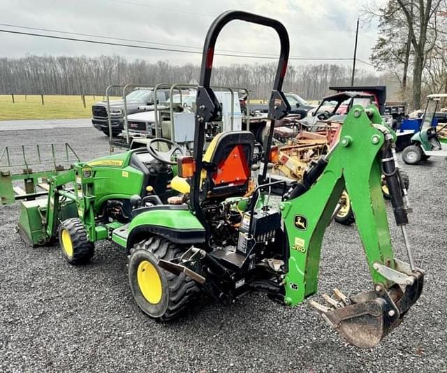 Image of John Deere 1026R equipment image 3