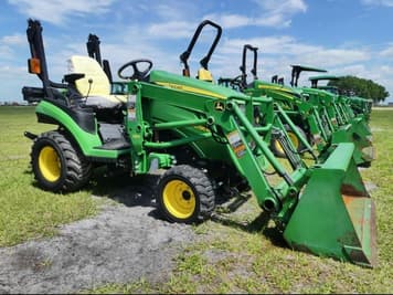 Main image John Deere 1026R
