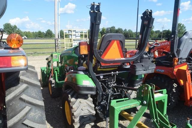 Image of John Deere 1026R equipment image 1
