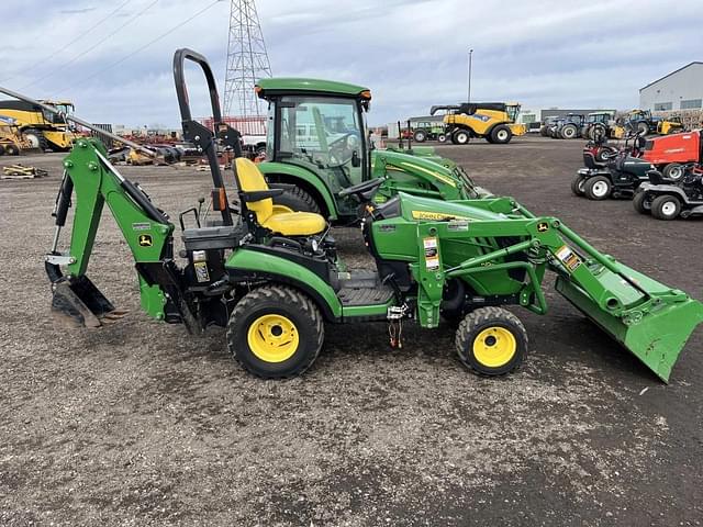 Image of John Deere 1026R equipment image 2