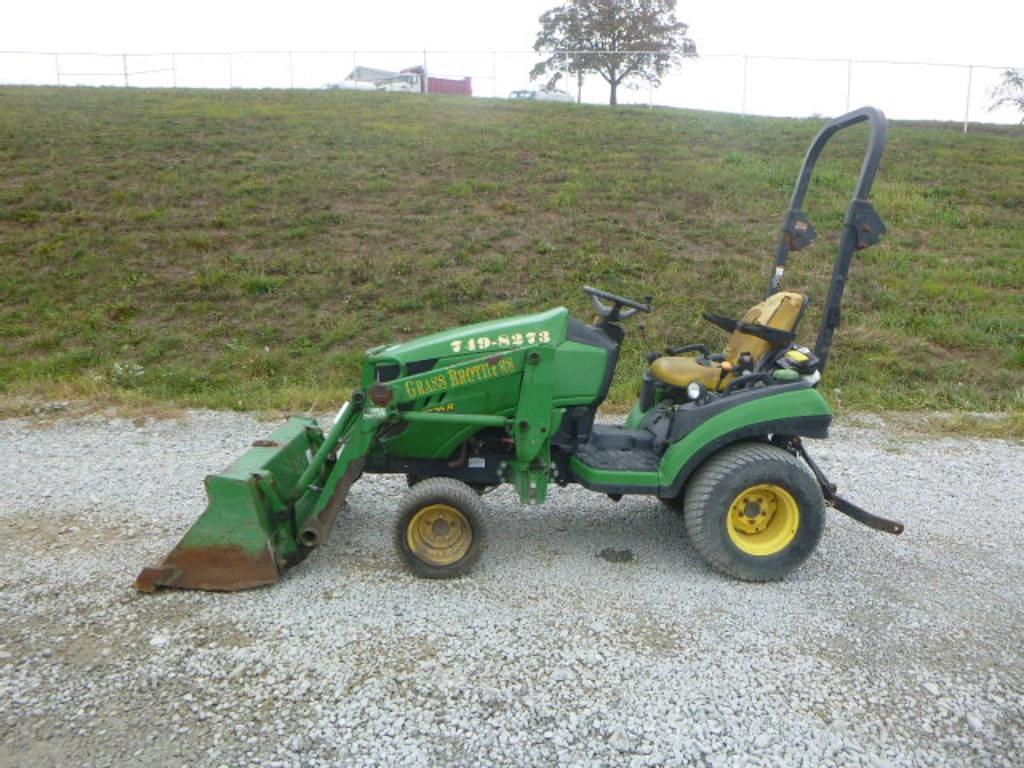 Image of John Deere 1026R Primary image