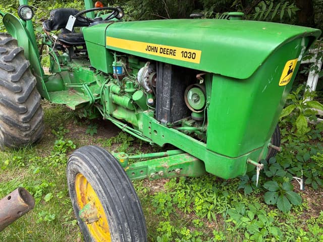 Image of John Deere 1030 equipment image 1