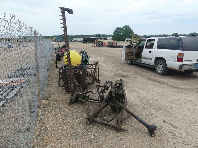 Image of John Deere 1038M equipment image 1