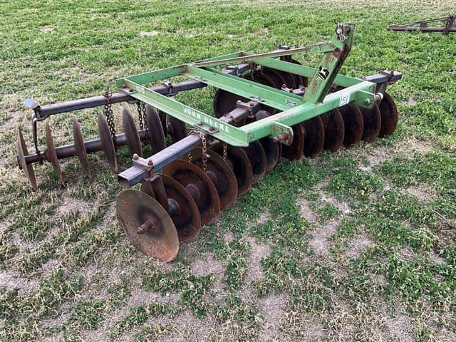 Image of John Deere 105 equipment image 3