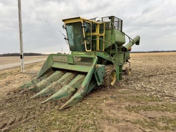 Main image John Deere 105