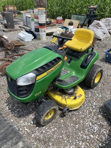 Main image John Deere D105