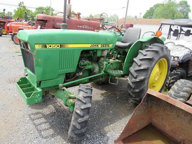 Image of John Deere 1050 equipment image 1
