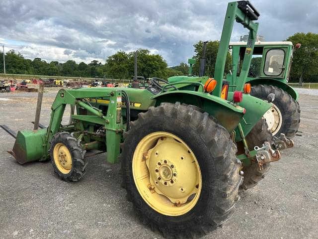 Image of John Deere 1050 equipment image 3