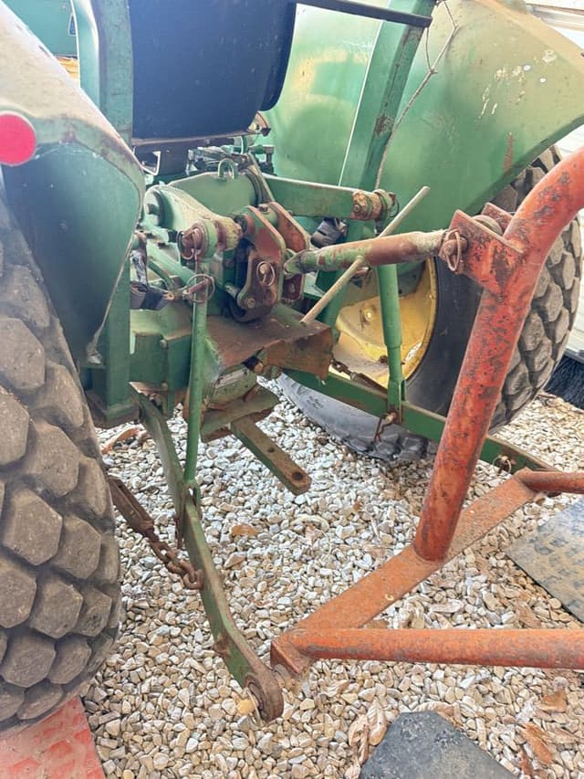 Image of John Deere 1050 equipment image 3