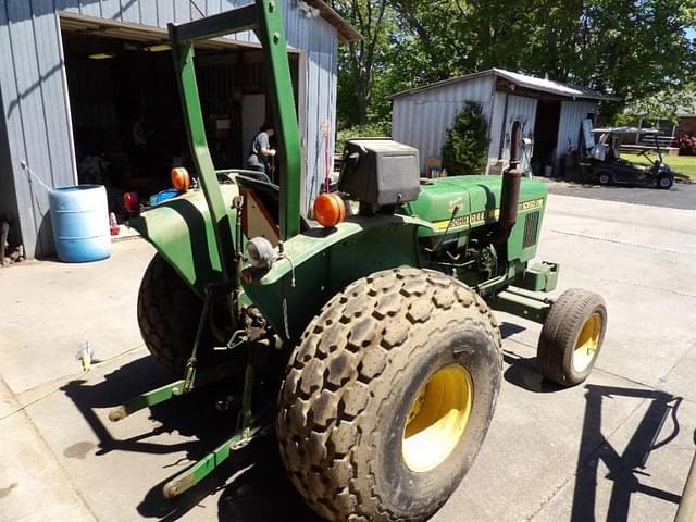 Image of John Deere 1050 equipment image 3