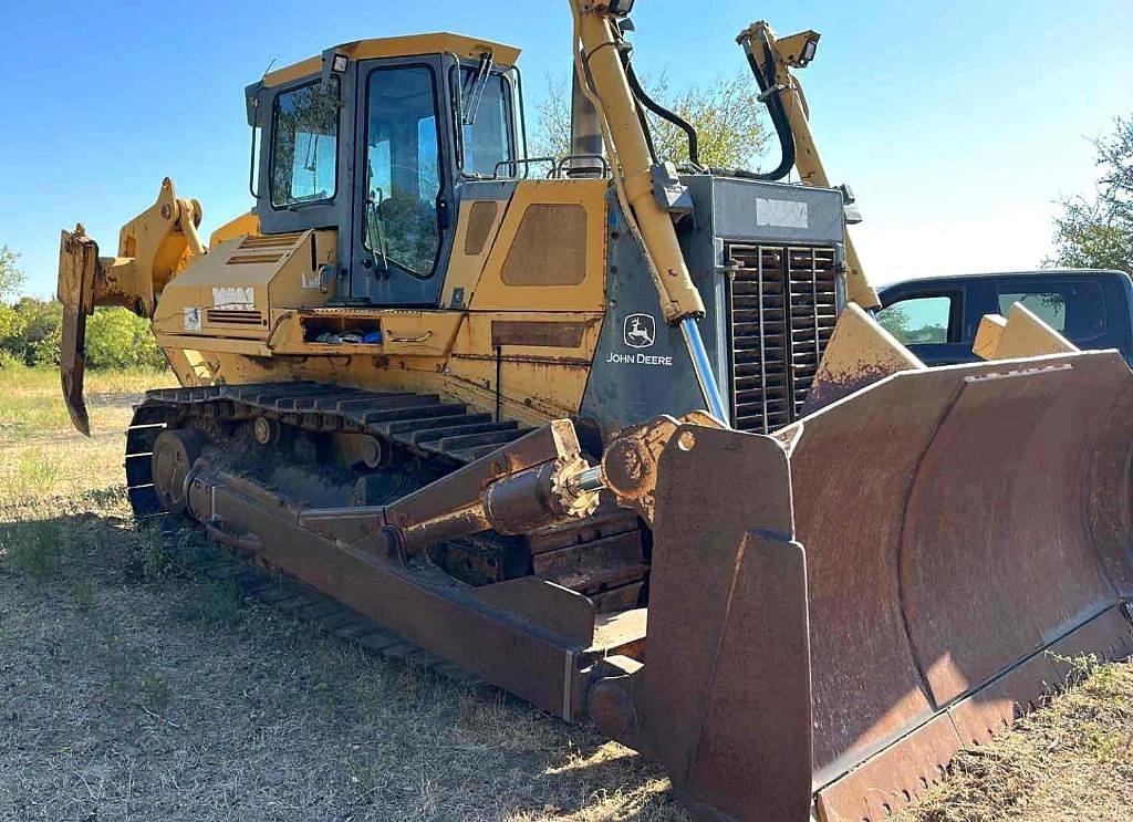 Image of John Deere 1050C Primary image