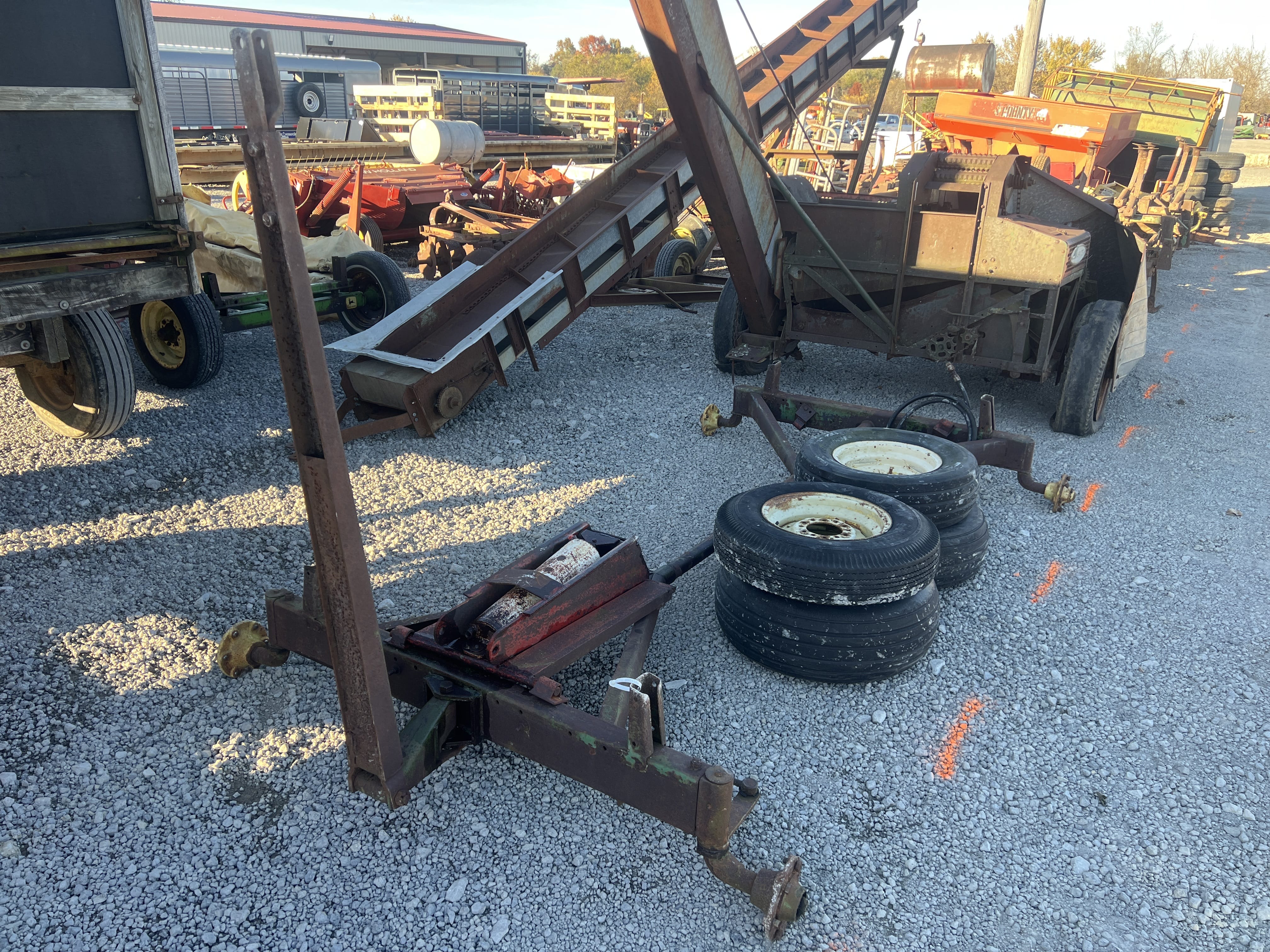 John Deere 1064 Equipment Image0