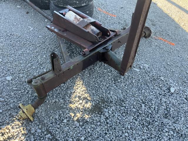 Image of John Deere 1064 equipment image 3