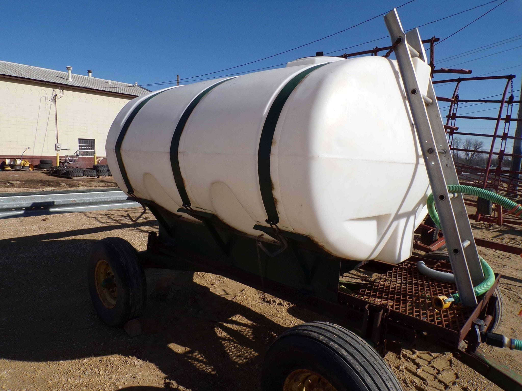 John Deere 1065A Equipment Image0