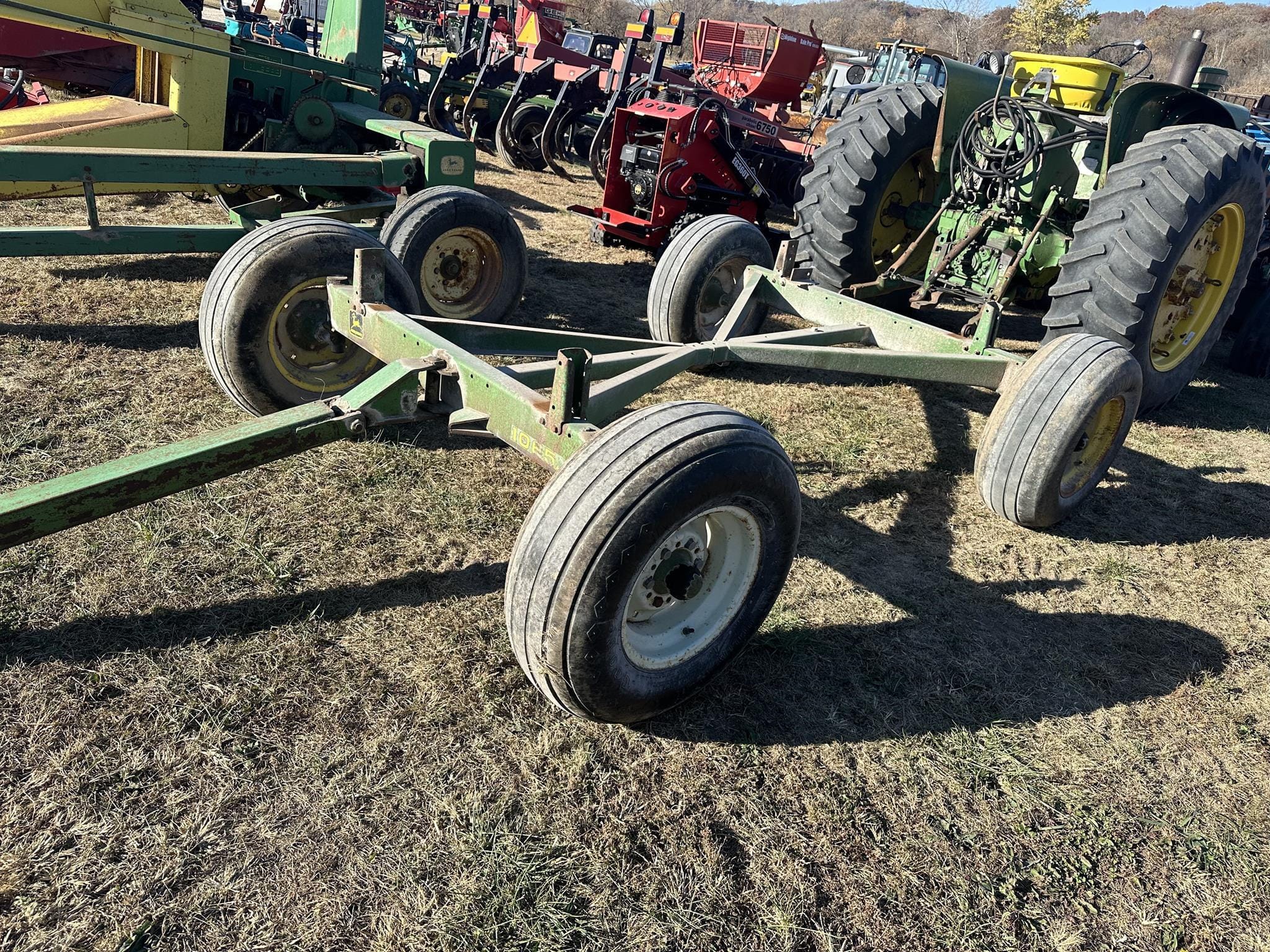 Main image John Deere 1065A