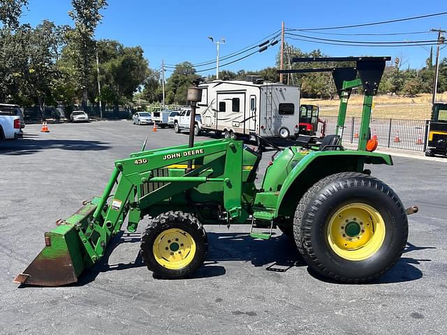 Image of John Deere 1070 equipment image 1