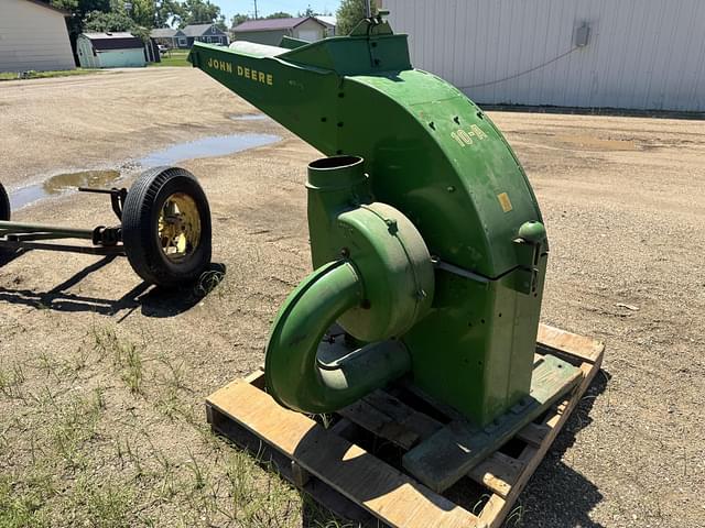 Image of John Deere 10A equipment image 1