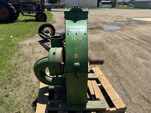 Image of John Deere 10A equipment image 2