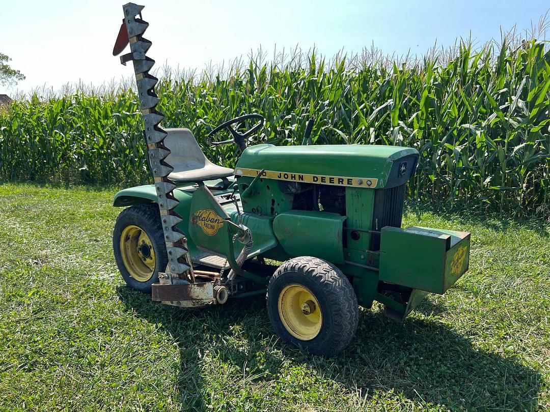 Image of John Deere 110 Primary image