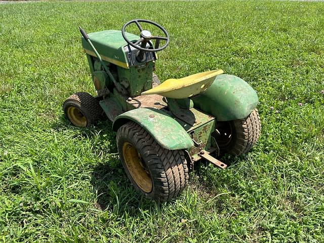 Image of John Deere 110 equipment image 3