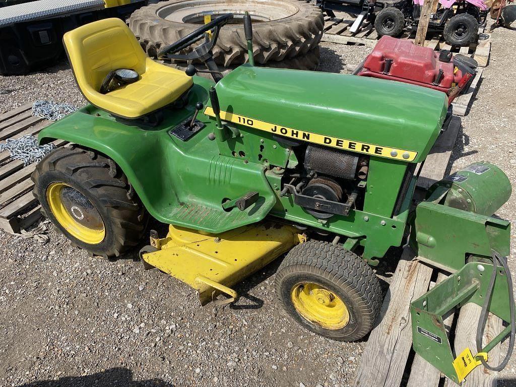 Image of John Deere 110 Primary Image