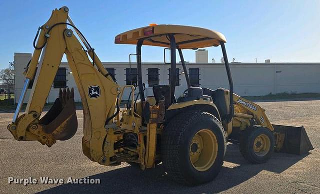 Image of John Deere 110 equipment image 4