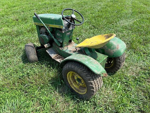 Image of John Deere 110 equipment image 4