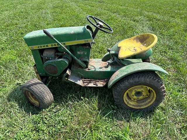 Image of John Deere 110 equipment image 2