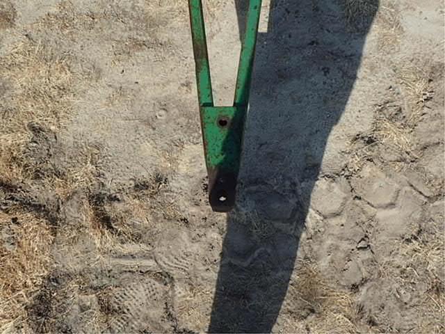 Image of John Deere 110 equipment image 2