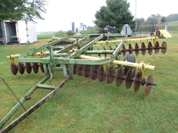 Main image John Deere 110