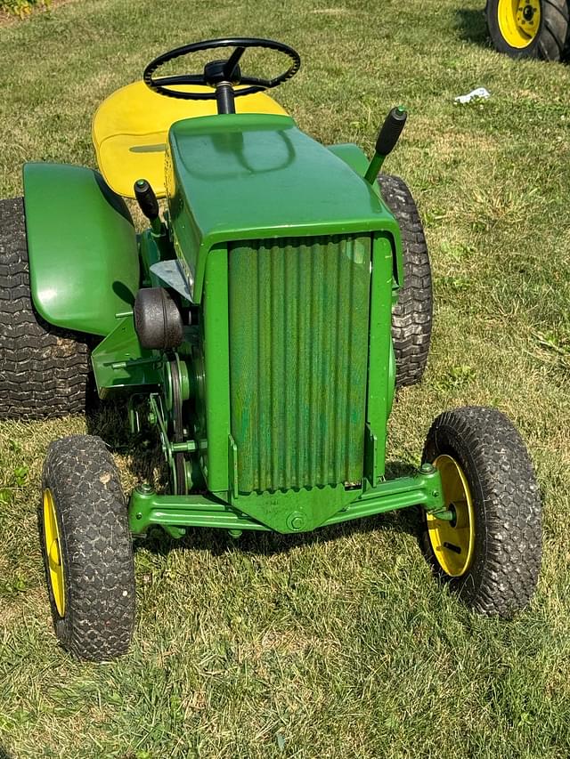 Image of John Deere 110 equipment image 2