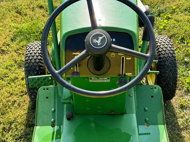 Image of John Deere 110 equipment image 4