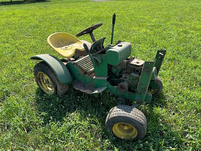 Image of John Deere 110 equipment image 2