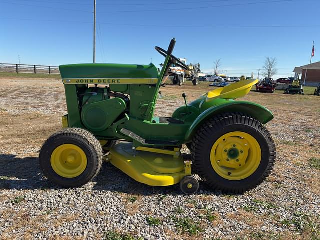 Image of John Deere 110 equipment image 4