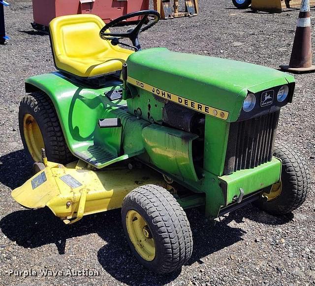 Image of John Deere 110 equipment image 2