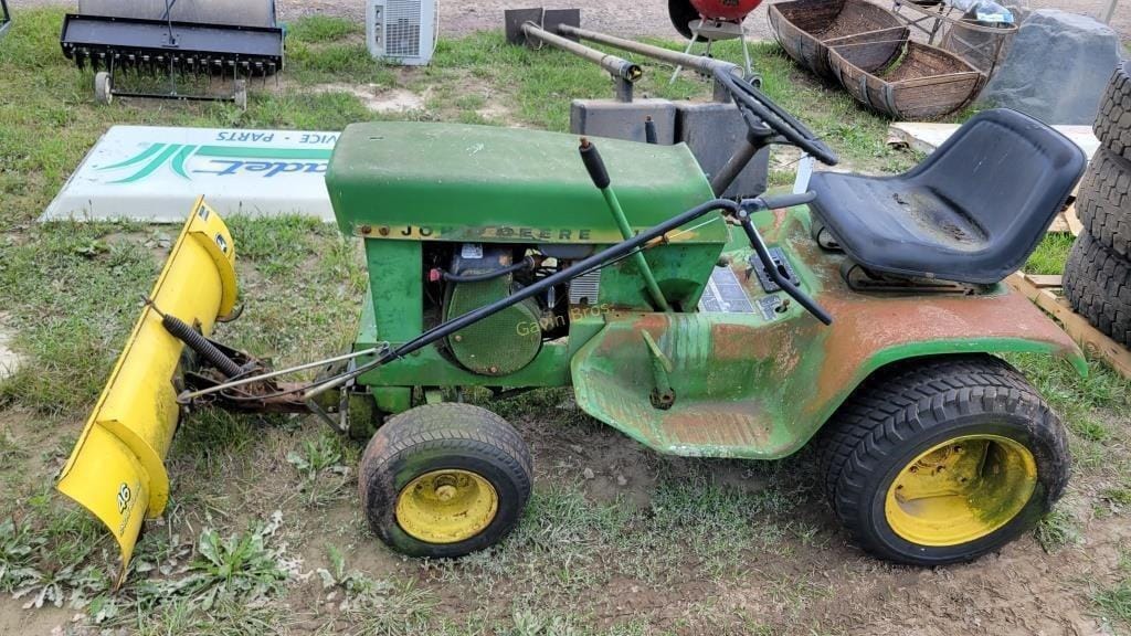 Main image John Deere 110