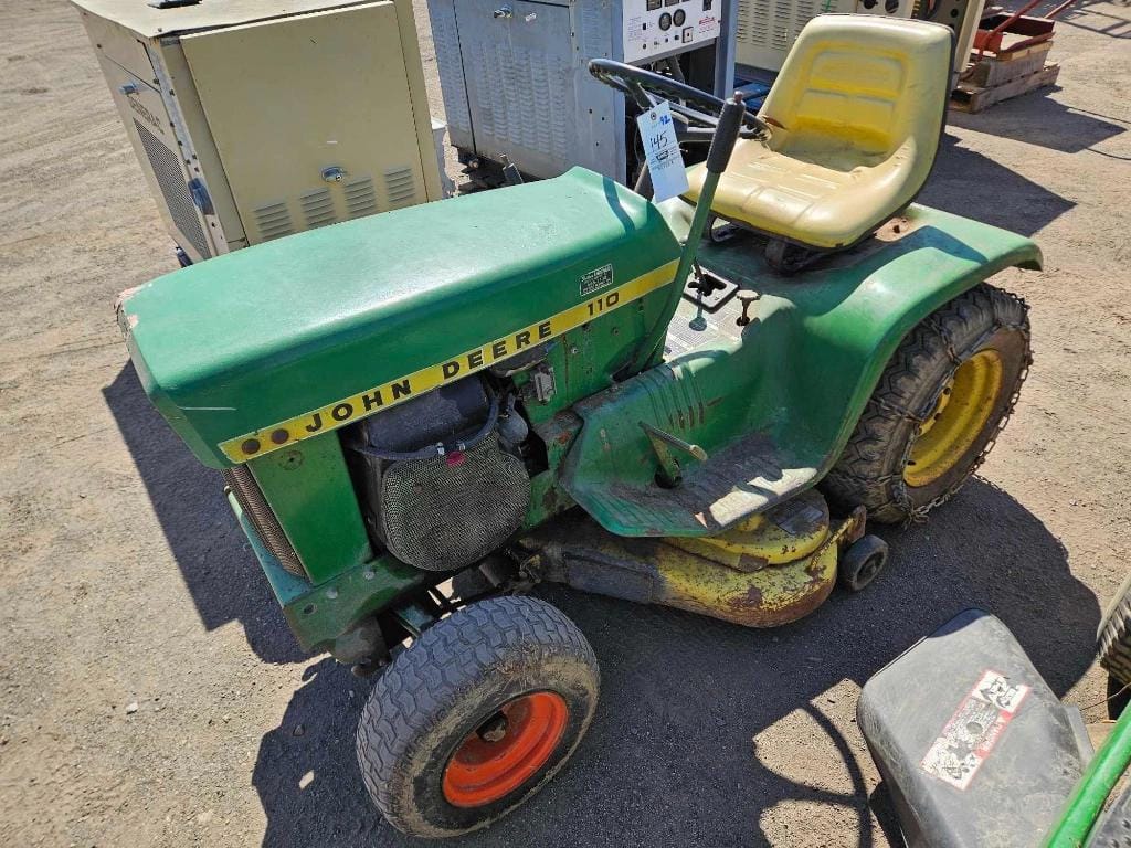Main image John Deere 110