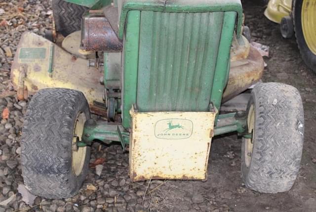 Image of John Deere 110 equipment image 4