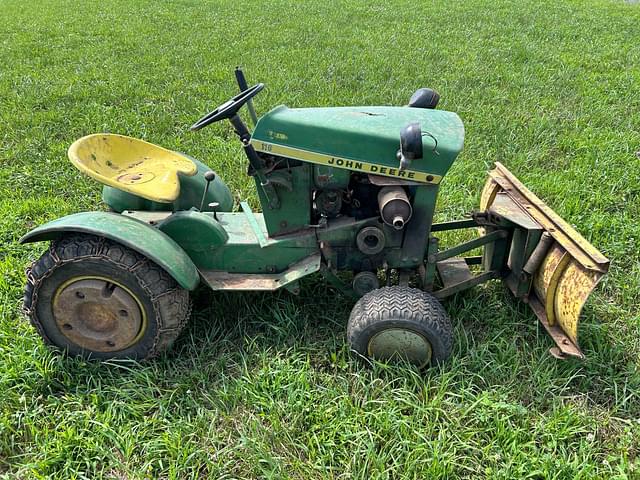 Image of John Deere 110 equipment image 3