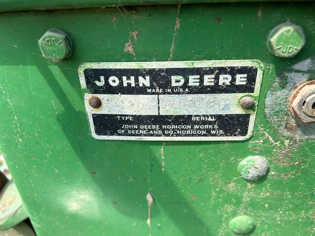 Image of John Deere 110 equipment image 1