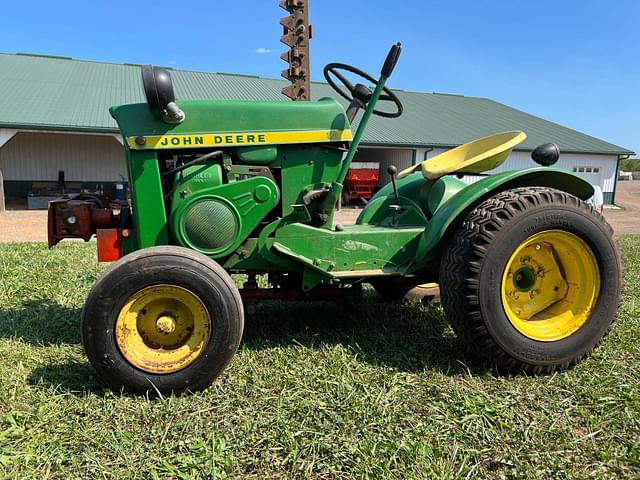 Image of John Deere 110 equipment image 3