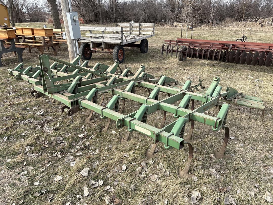 Image of John Deere 1100 Primary image