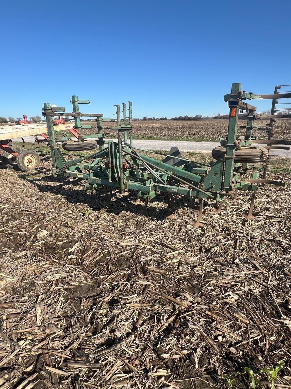 Main image John Deere 1100