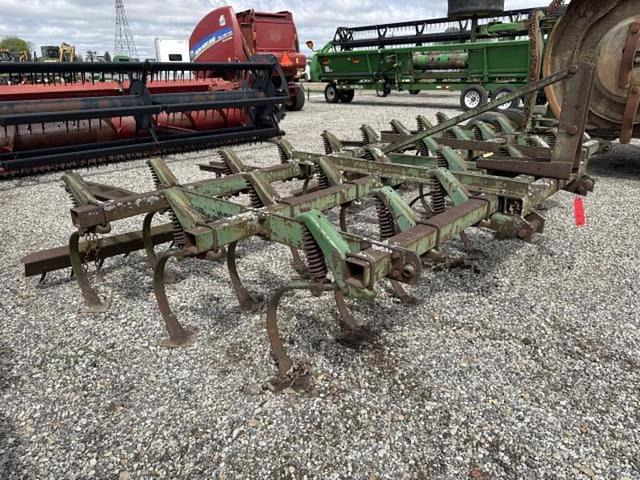 Image of John Deere 1100 equipment image 1