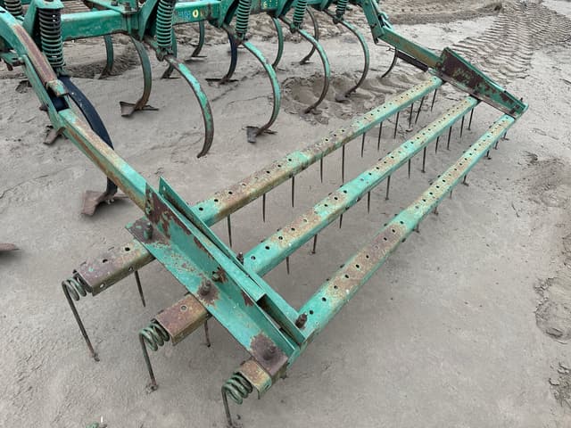 Image of John Deere 1100 equipment image 4