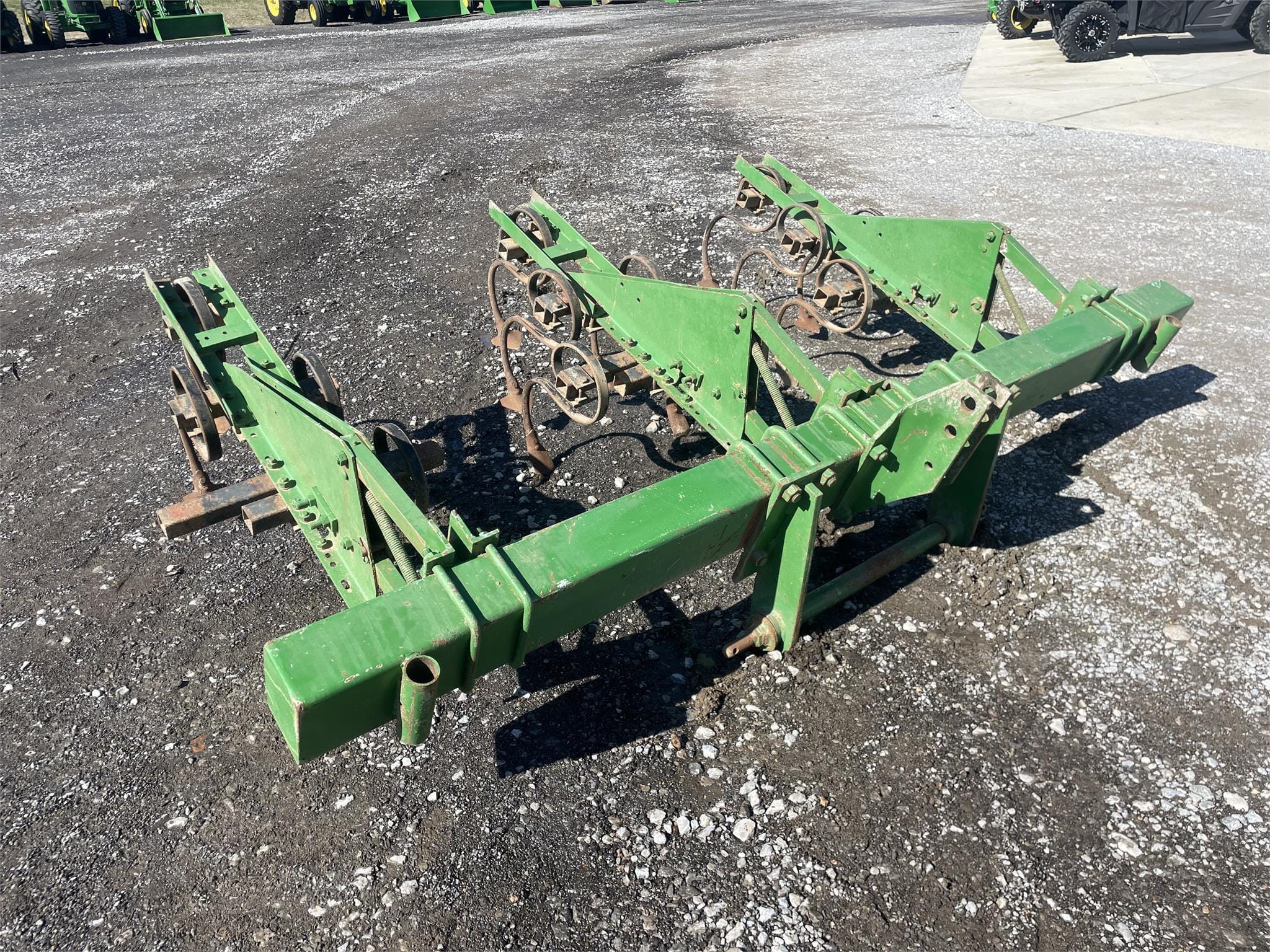 Main image John Deere 1100
