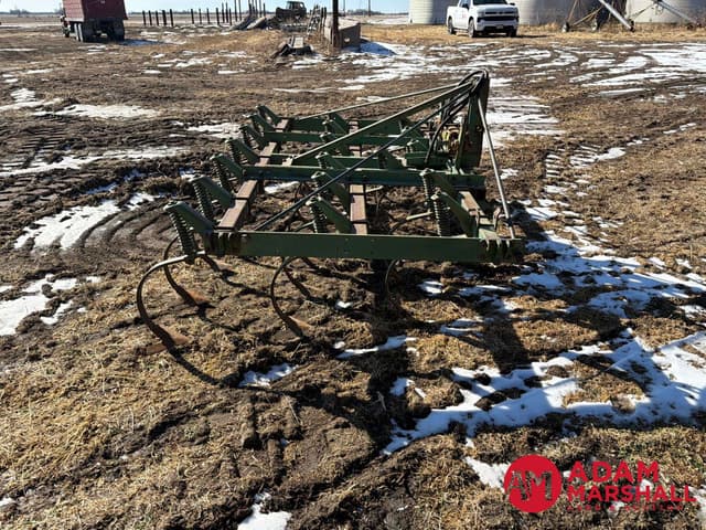 Image of John Deere 1100 equipment image 3