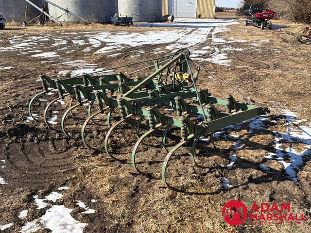 Image of John Deere 1100 equipment image 4