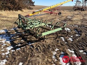 John Deere 1100 Image